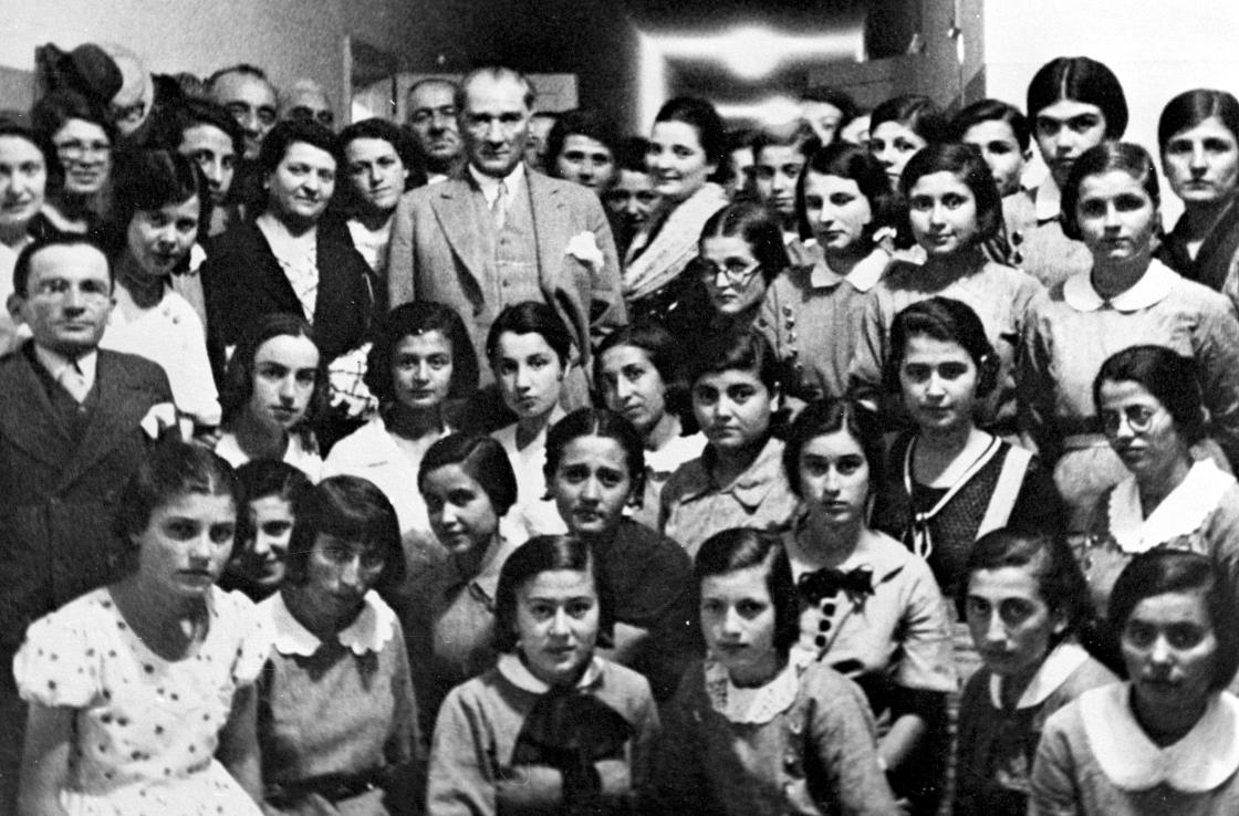 new-folder-11-ataturk6.jpg